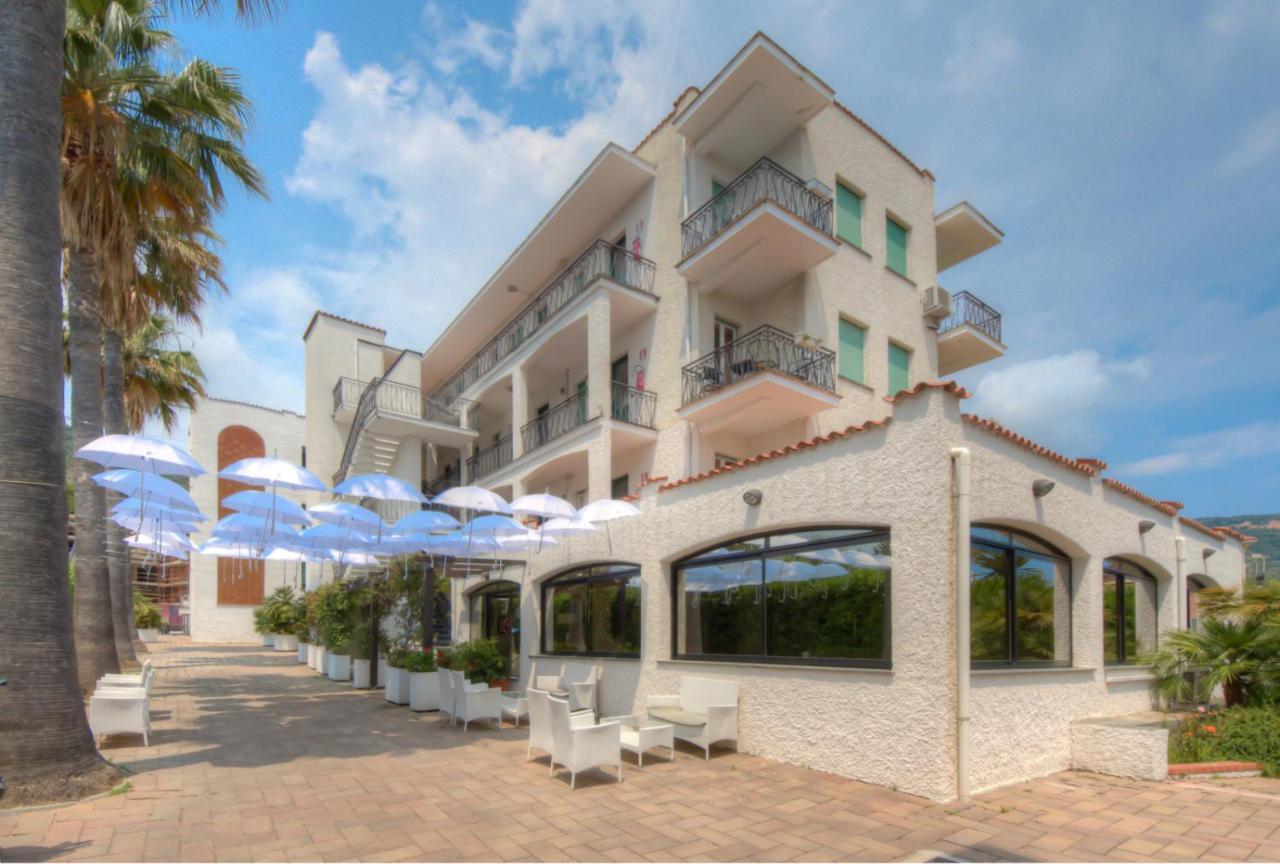 Residence Riviera Mare Pietra Ligure Exteriér fotografie